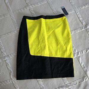 NWT Worthington Skirt Size 10 Neon Yellow And Black
